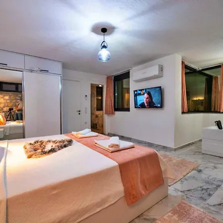 Kordere 2 Bedroom Kalkan